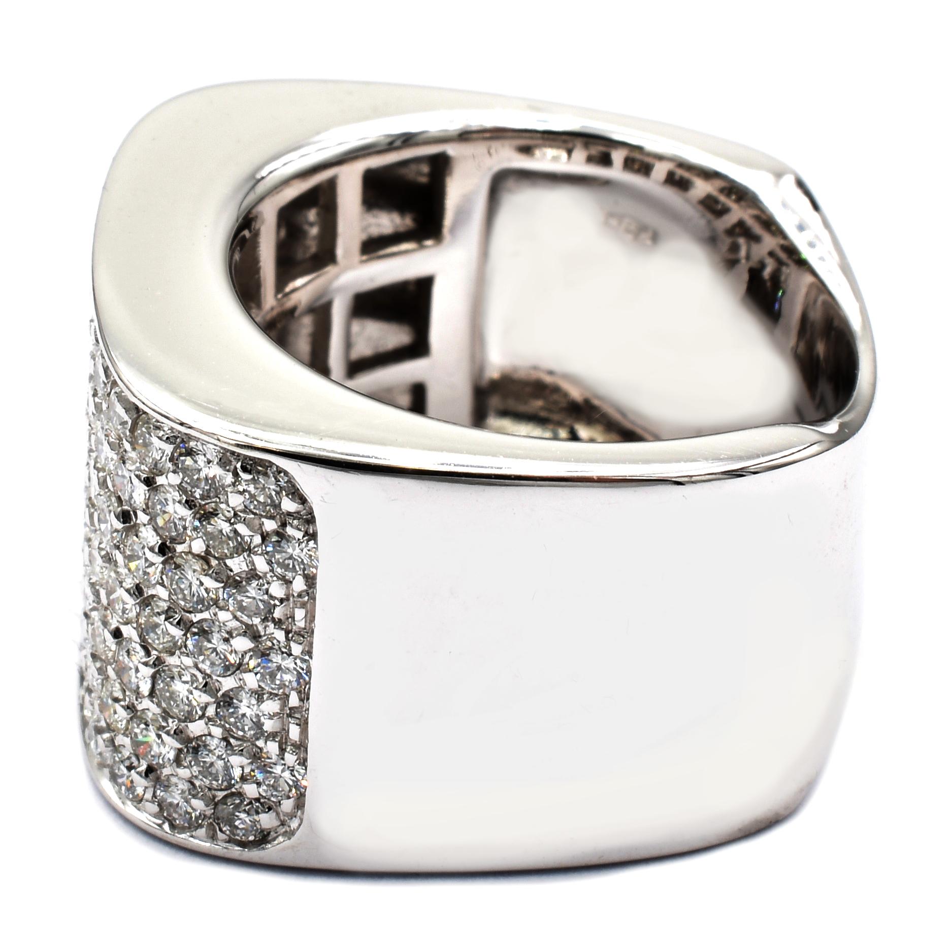 Contemporary Gilberto Cassola Diamond Paveè White Gold Square Ring Made in Italy For Sale