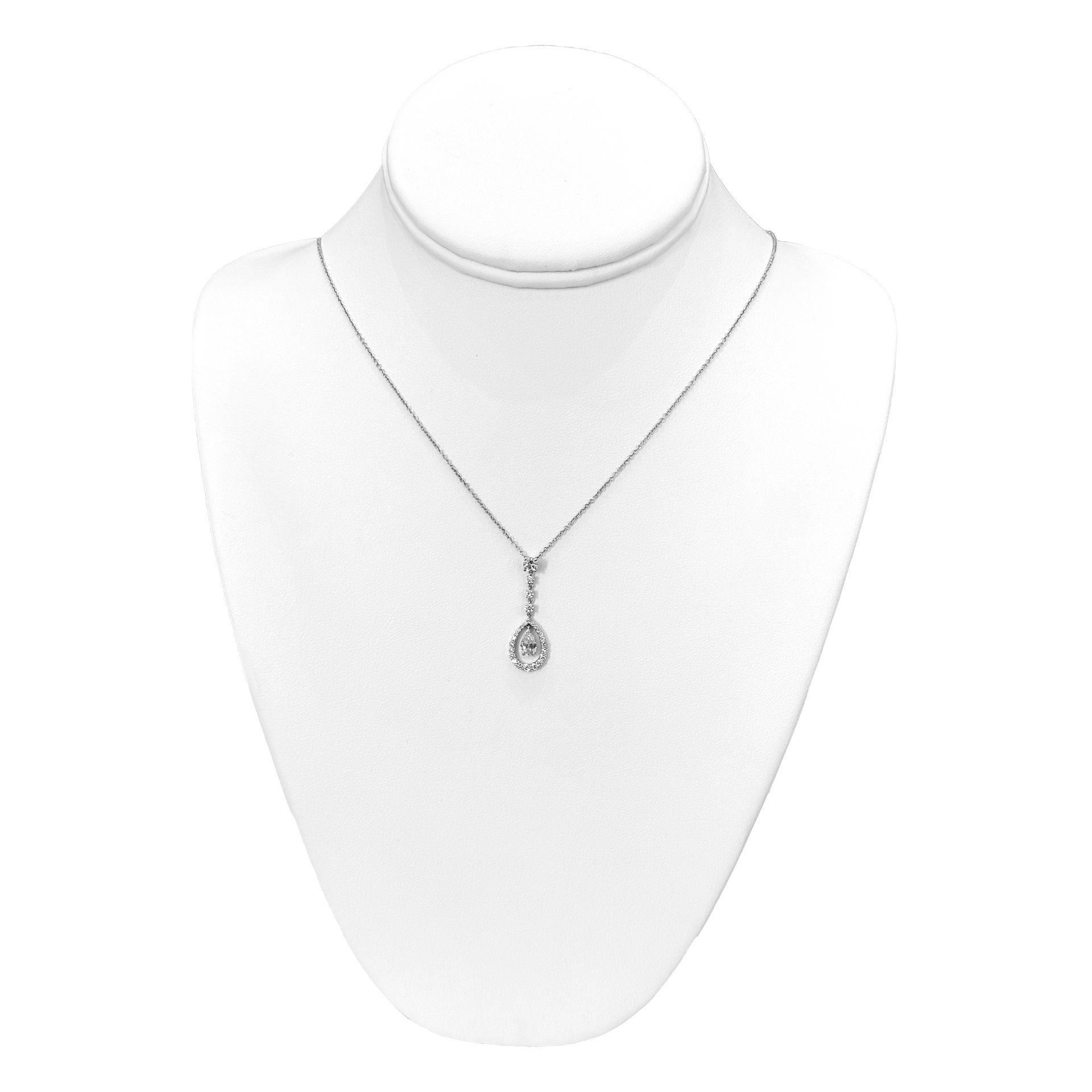 Diamond Pear Shape and Round Necklace/Pendant 18 Karat White Gold For Sale 2