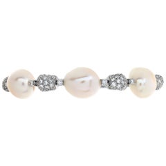 Diamond pearl 18k white gold bangle