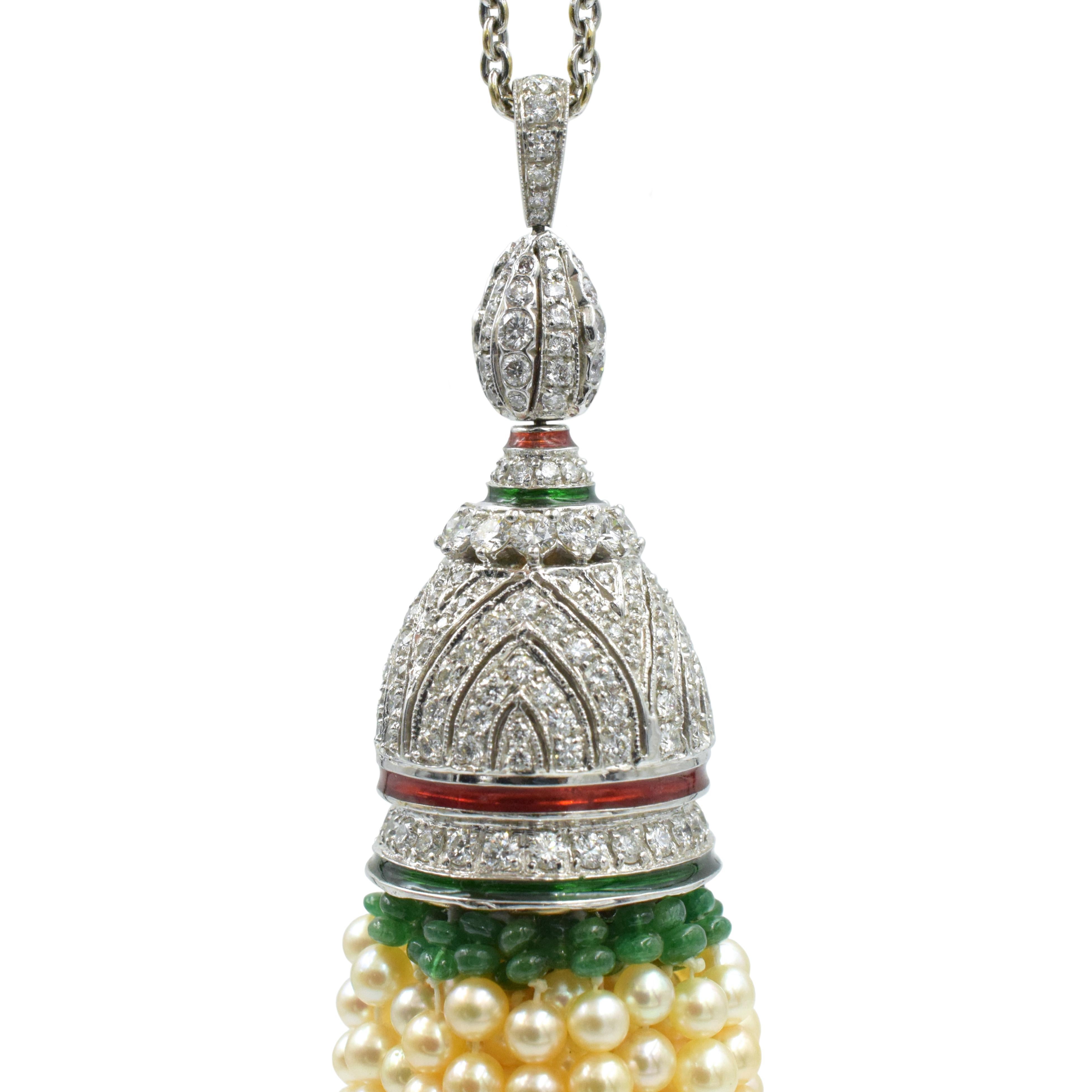 Sautoir mit Diamanten, Perlen und Smaragden im Zustand „Hervorragend“ im Angebot in New York, NY