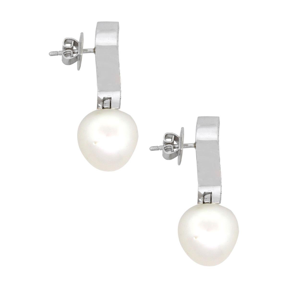 Round Cut Diamond Pearl Dangle Earrings For Sale