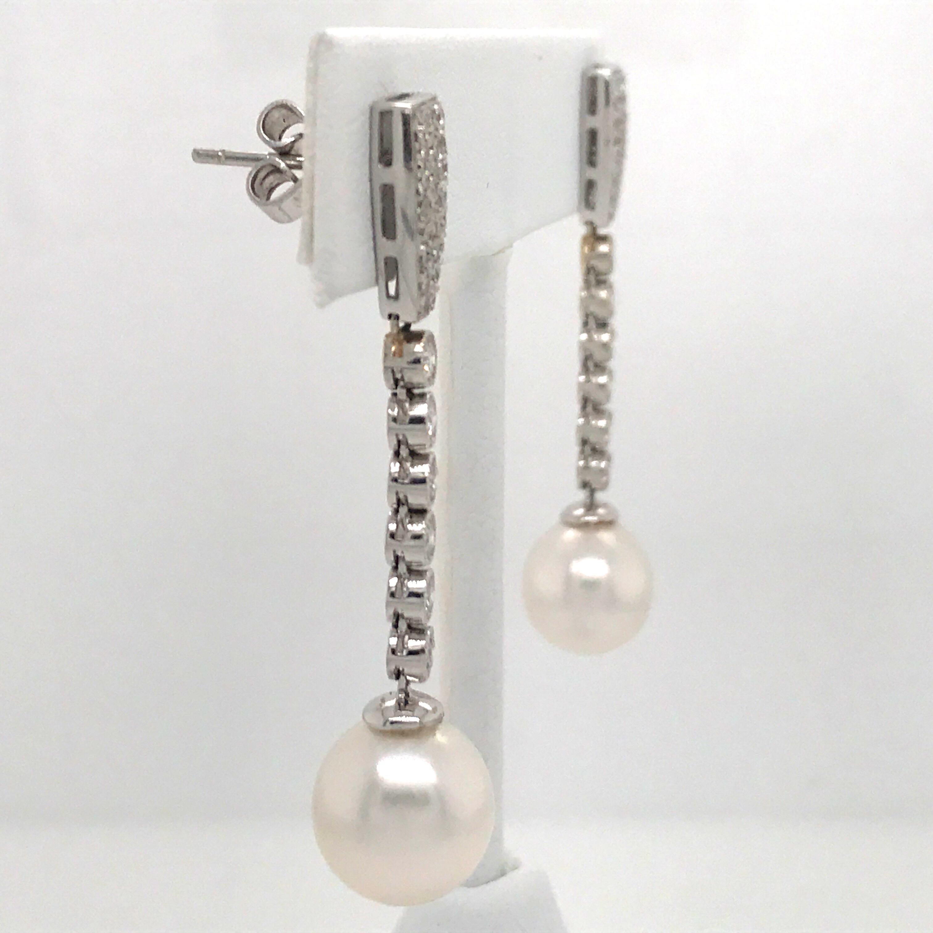 Diamond Pearl Drop Earrings 1.50 Carat 18 Karat White Gold For Sale 2