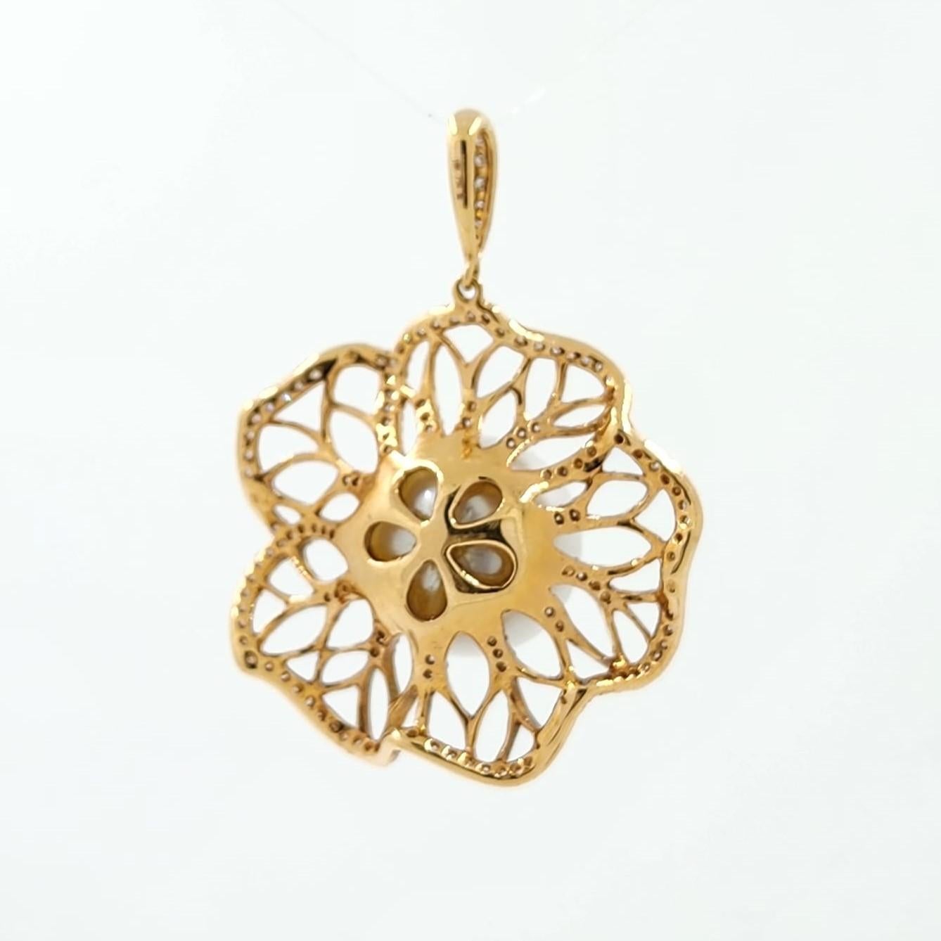 Contemporary Diamond Pearl Flower Pendant in 18 Karat Rose Gold For Sale