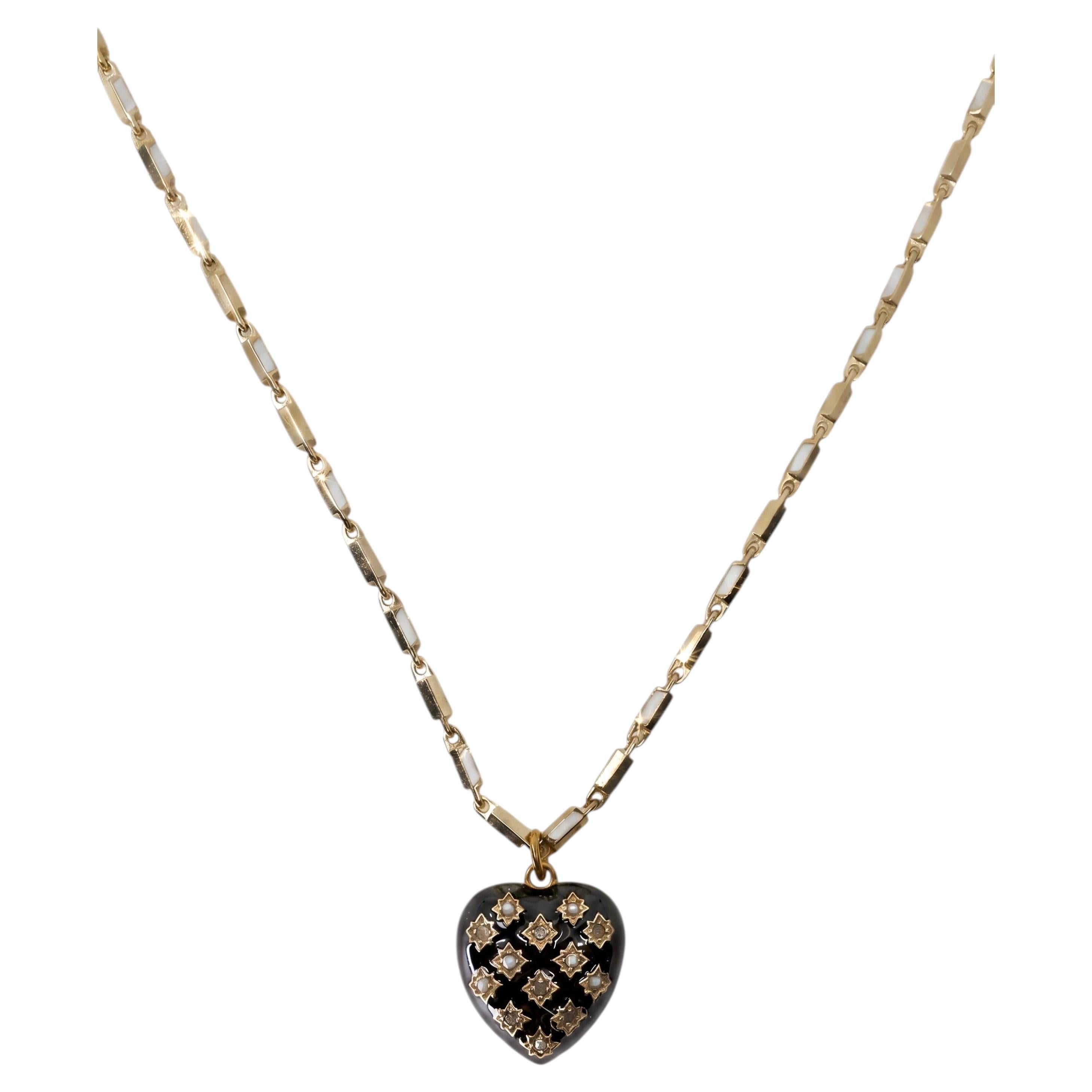 Collar con corazón, cadena esmaltada en negro, diamante y perla, J Dauphin