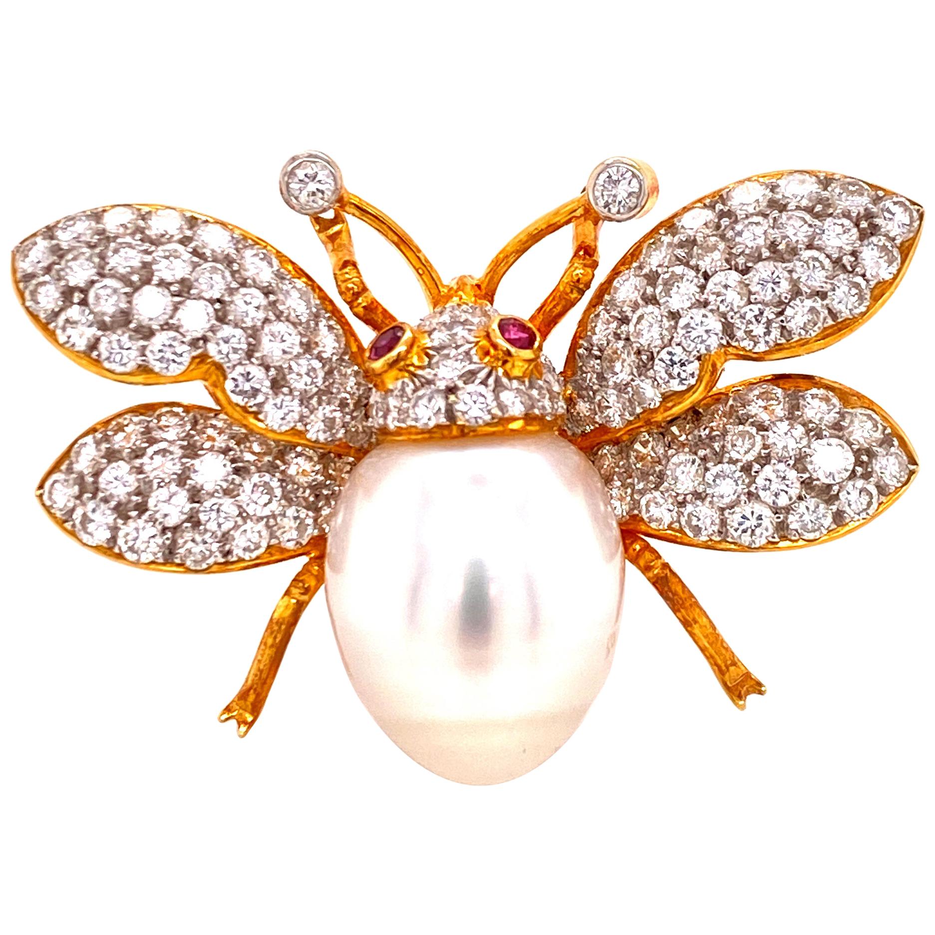 Diamond Pearl Ruby 18 Karat Yellow Gold Bumble Bee Pin Brooch Pendant