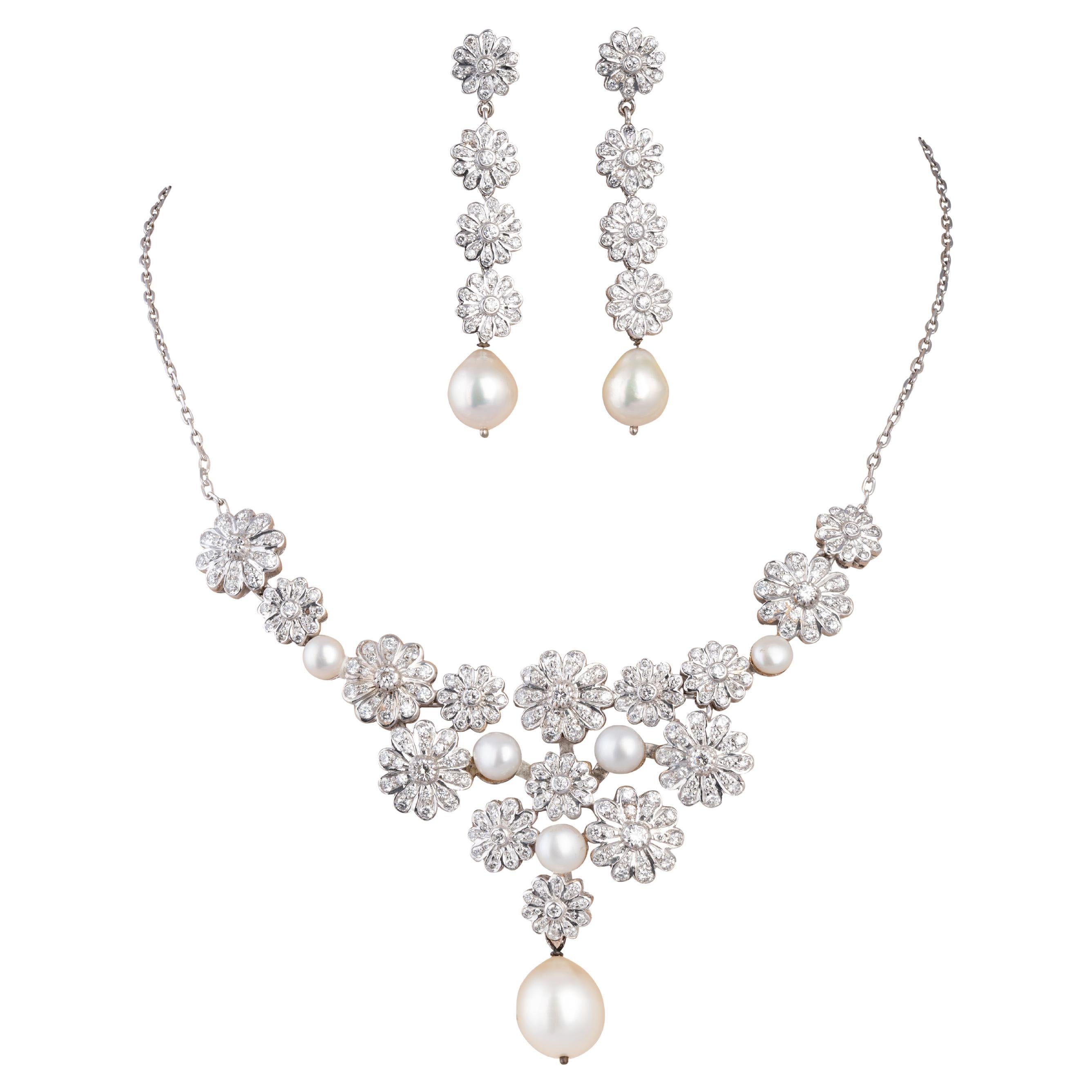 Diamond Pearl Set in 18k Gold