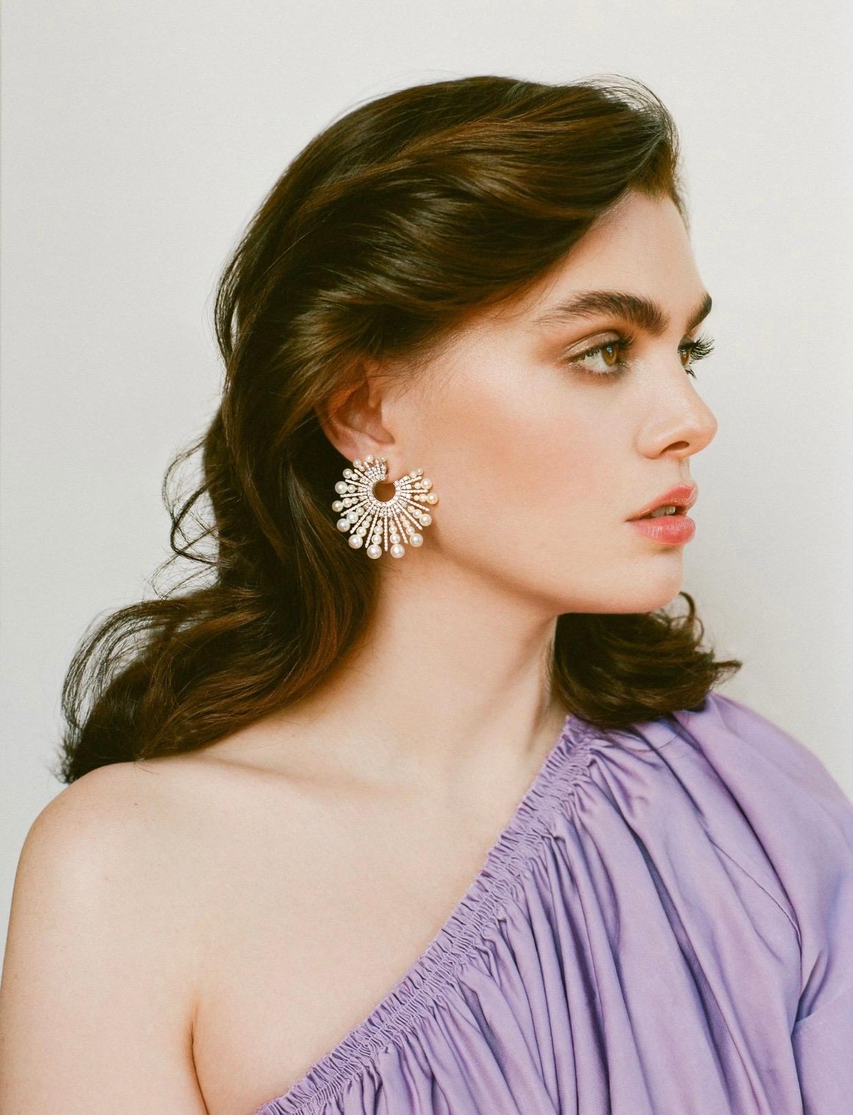 Brilliant Cut Diamond Pearl Spoke 18 Karat Incredible Earrings