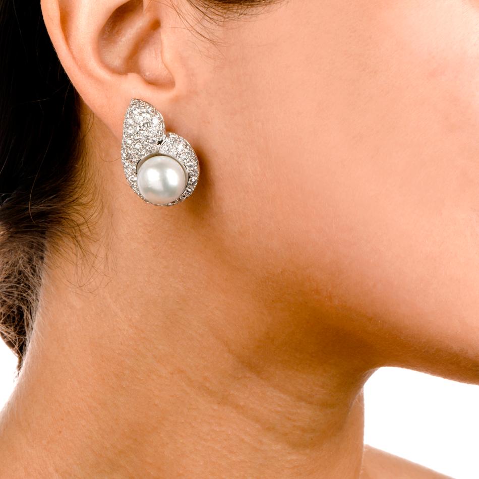 Round Cut Diamond Pearl Tear Drop Clip-On 18 Karat White Gold Earrings