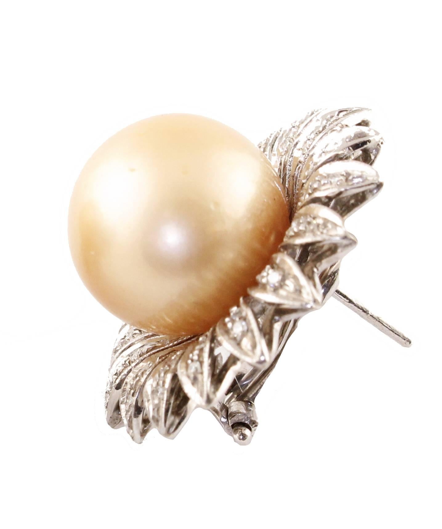 Retro Diamond Pearl White Gold Earrings