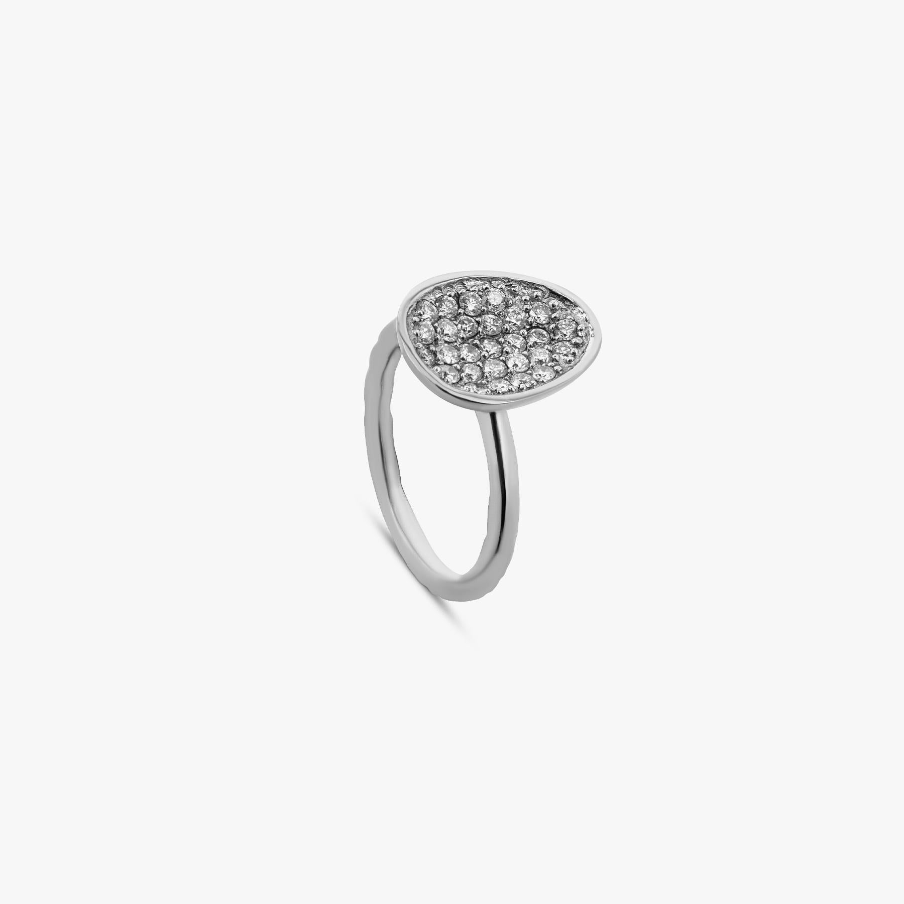 Diamond Pebble Ring with Micropave White Diamond in White Gold In New Condition For Sale In Fulham business exchange, London
