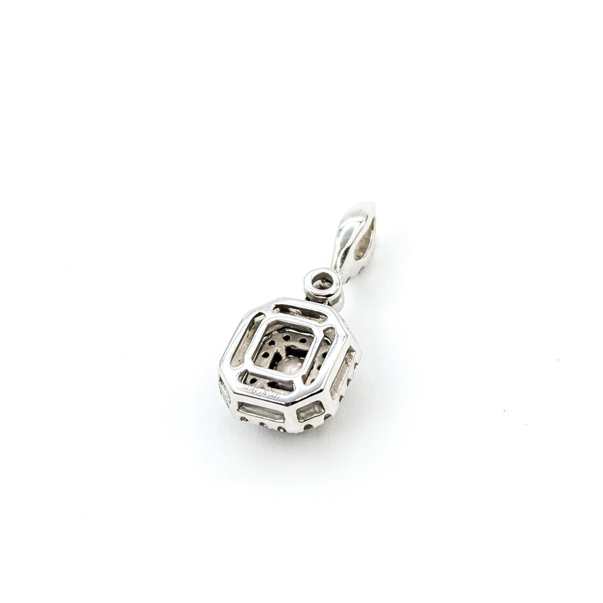 Pendentif diamant en or blanc 14k en vente 1