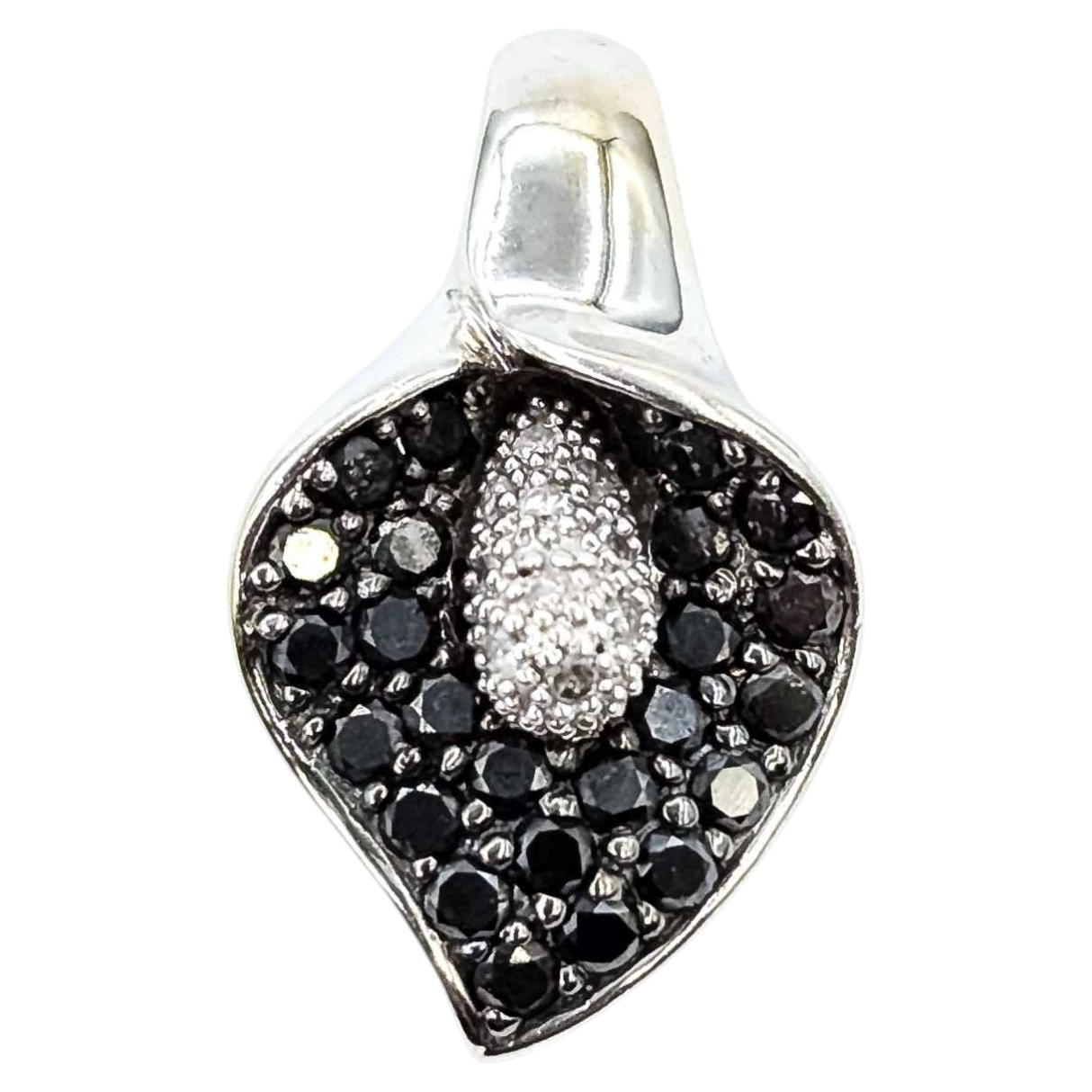 Pendentif diamant en or blanc 14k
