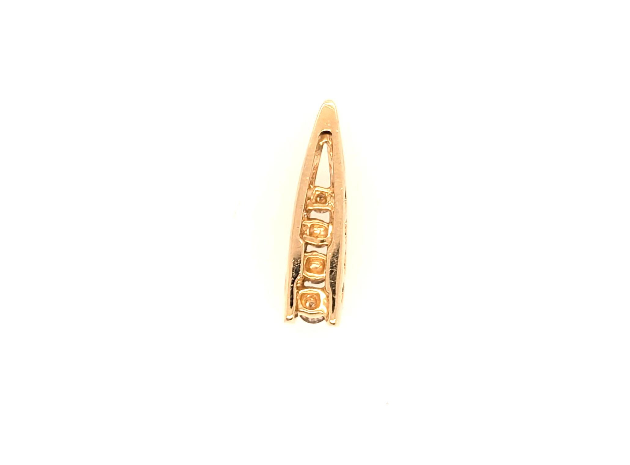 Diamond Pendant Mined .10 Carat Round Brilliant 14K Yellow Gold Damen im Angebot