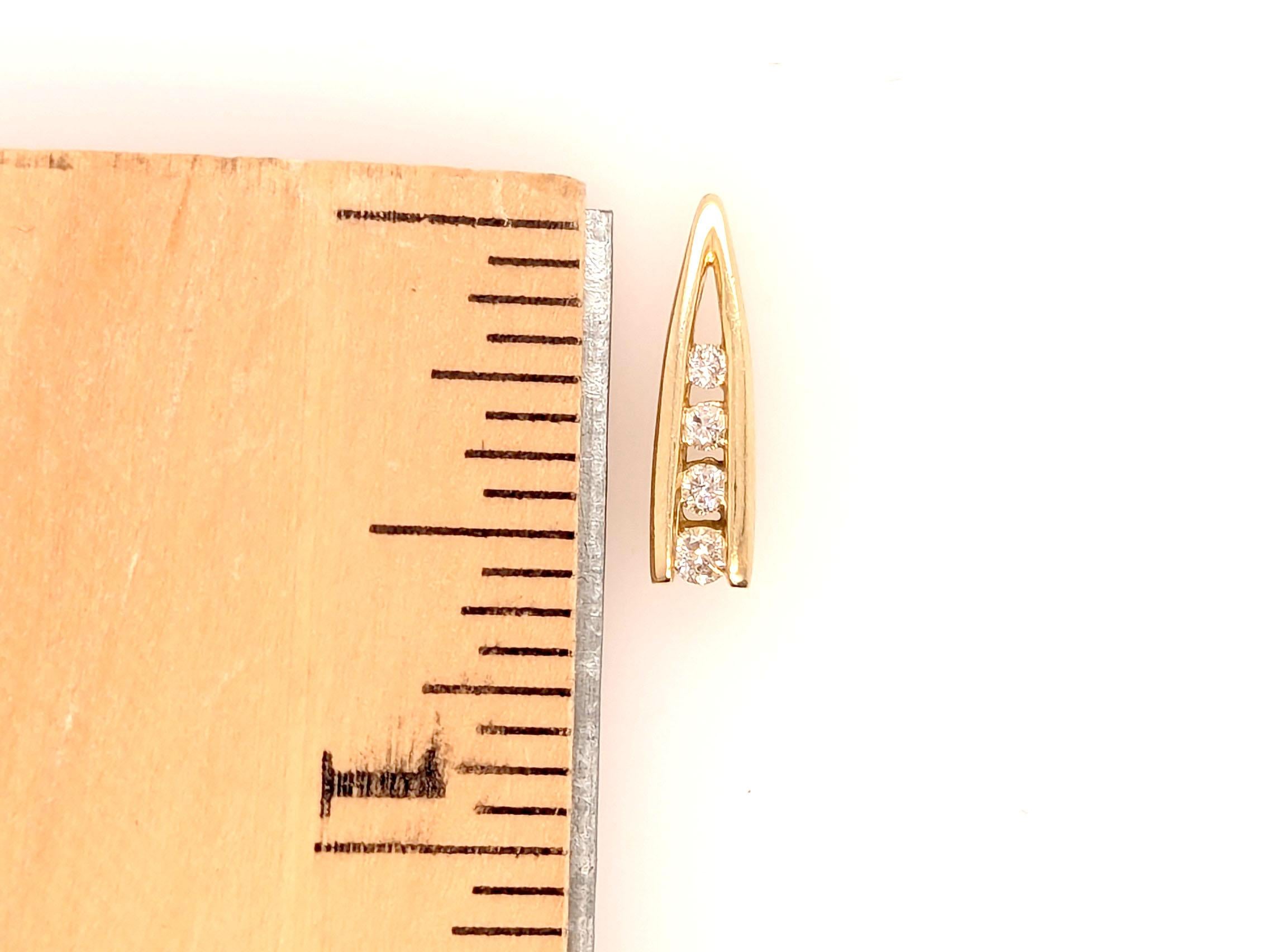 Diamond Pendant Mined .10 Carat Round Brilliant 14K Yellow Gold im Angebot 3