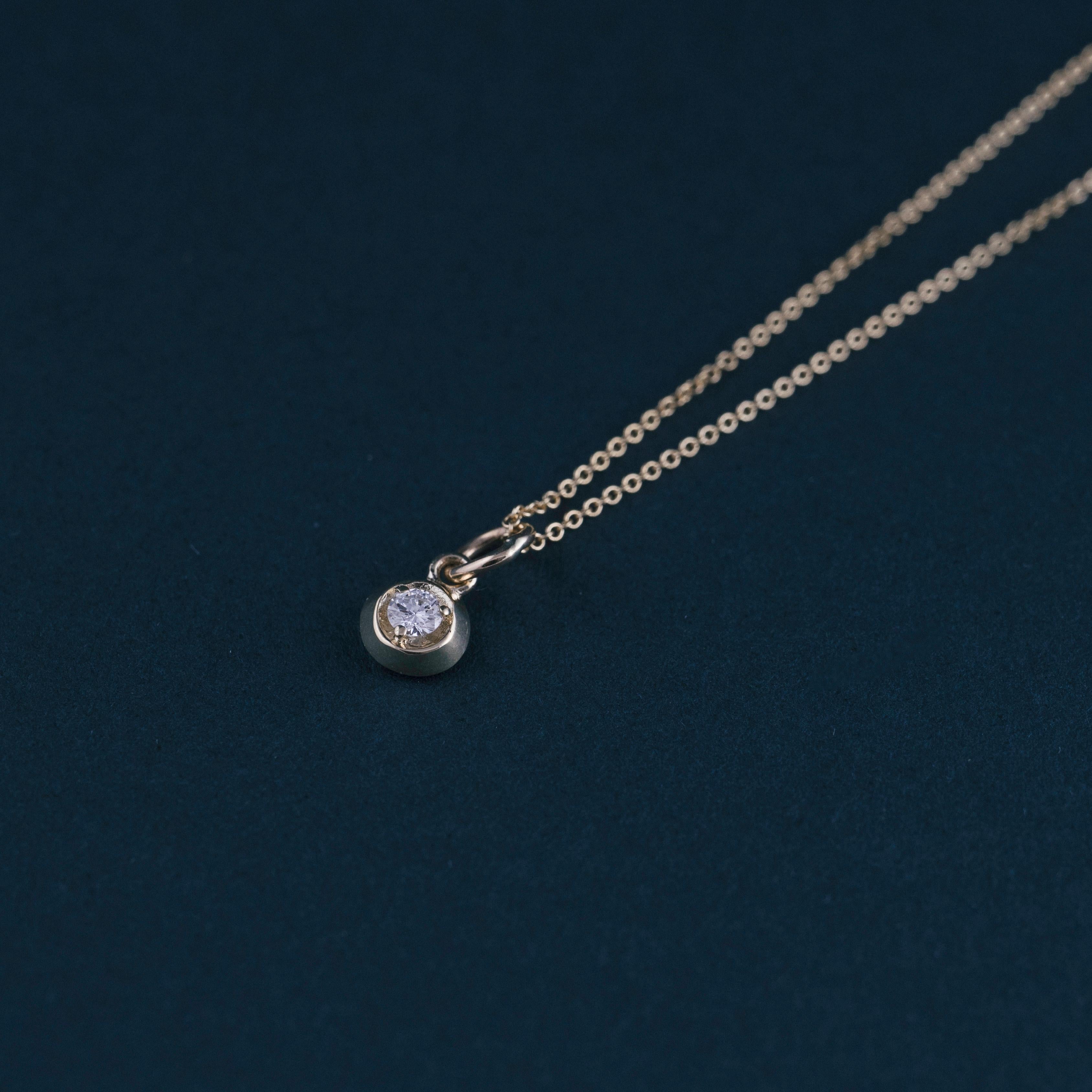 Contemporary Diamond Pendant Necklace Circle For Sale
