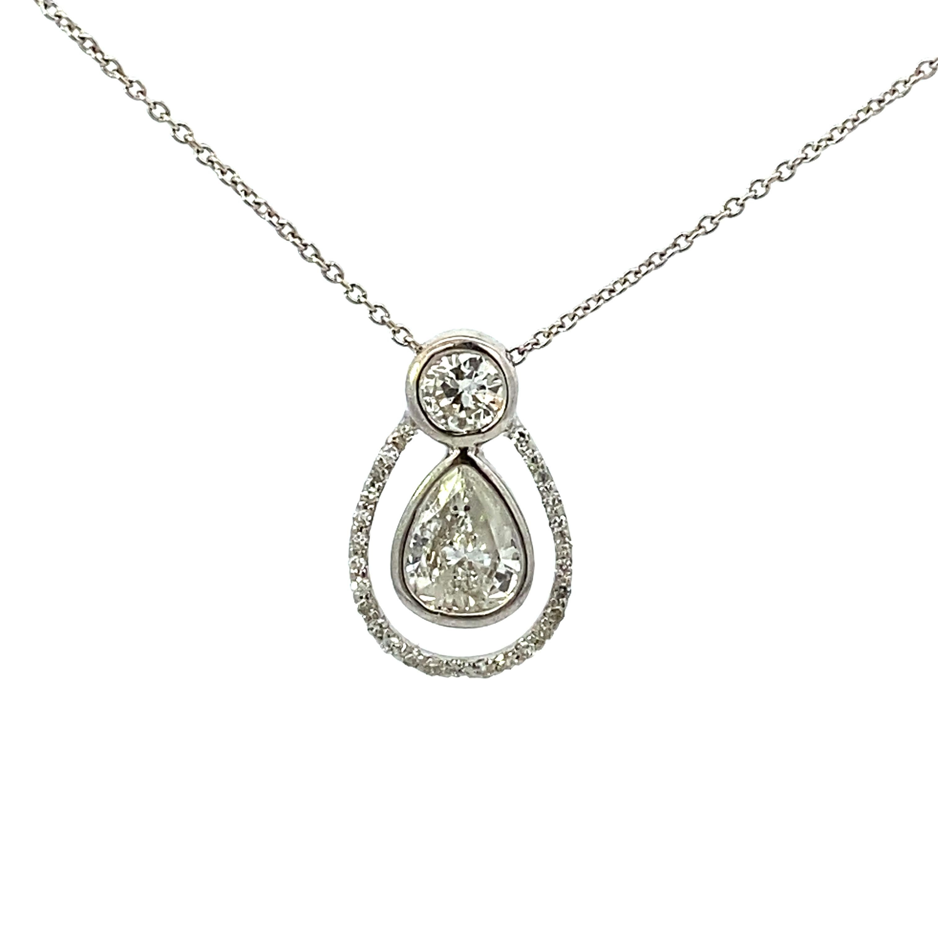 Women's or Men's Diamond Pendant Necklace For Sale
