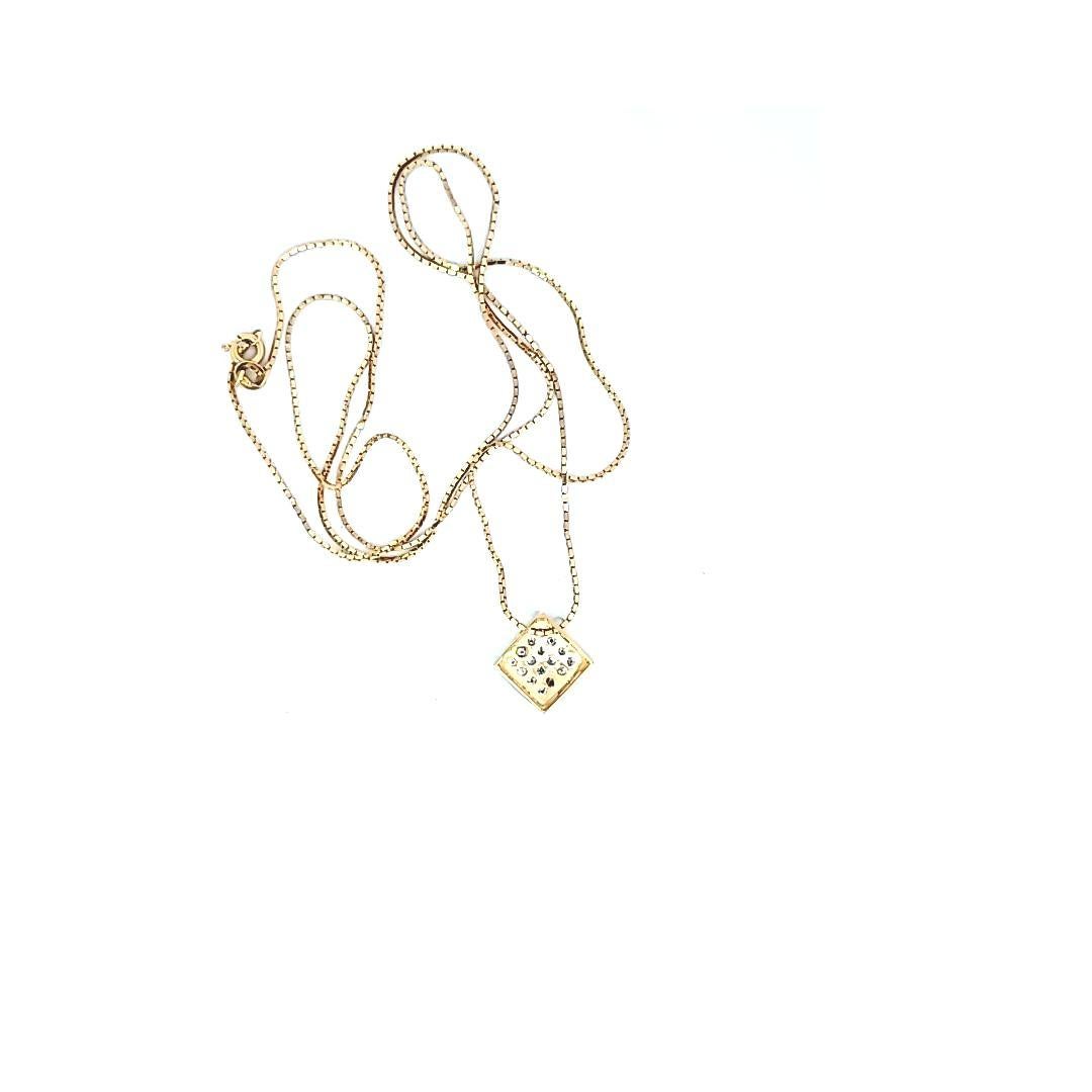 Diamond Pendant Necklace For Sale 1