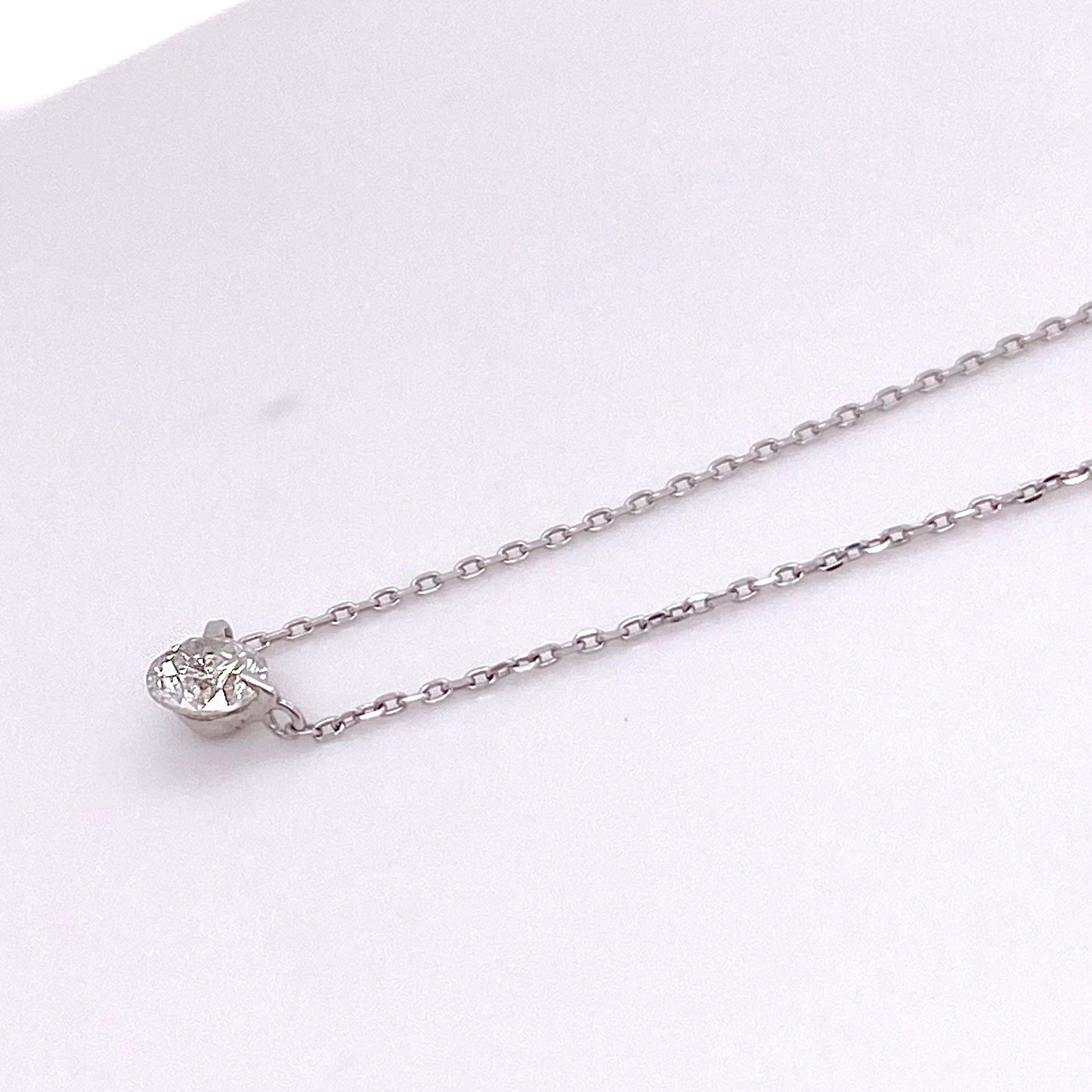 Diamant-Anhänger-Halskette, runder Brillant-Diamant 0,20 Karat oder 1/5 Karat (Moderne) im Angebot