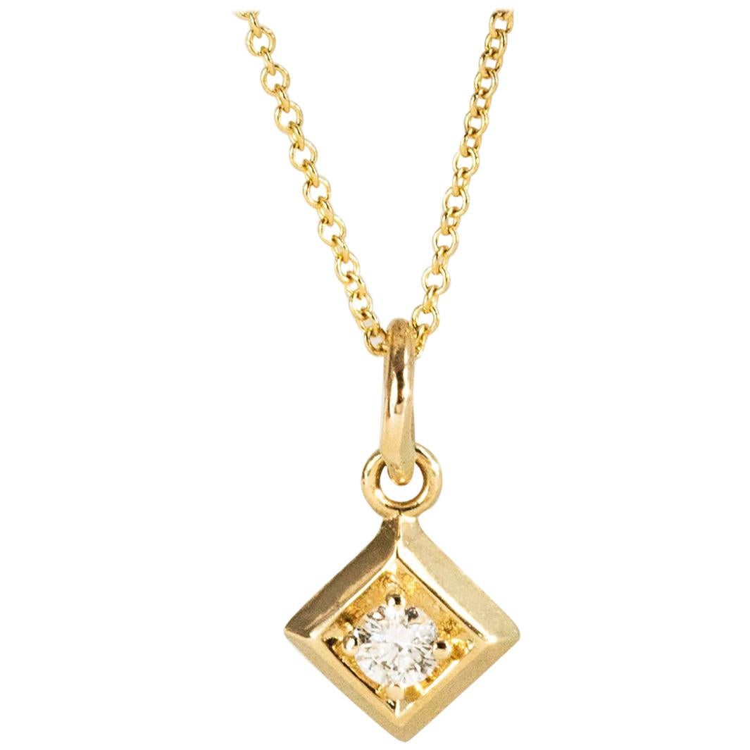 Diamond Pendant Necklace Square For Sale