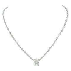 Collier pendentif en diamant avec des diamants de taille princesse en forme de poire certifiés par le GIA