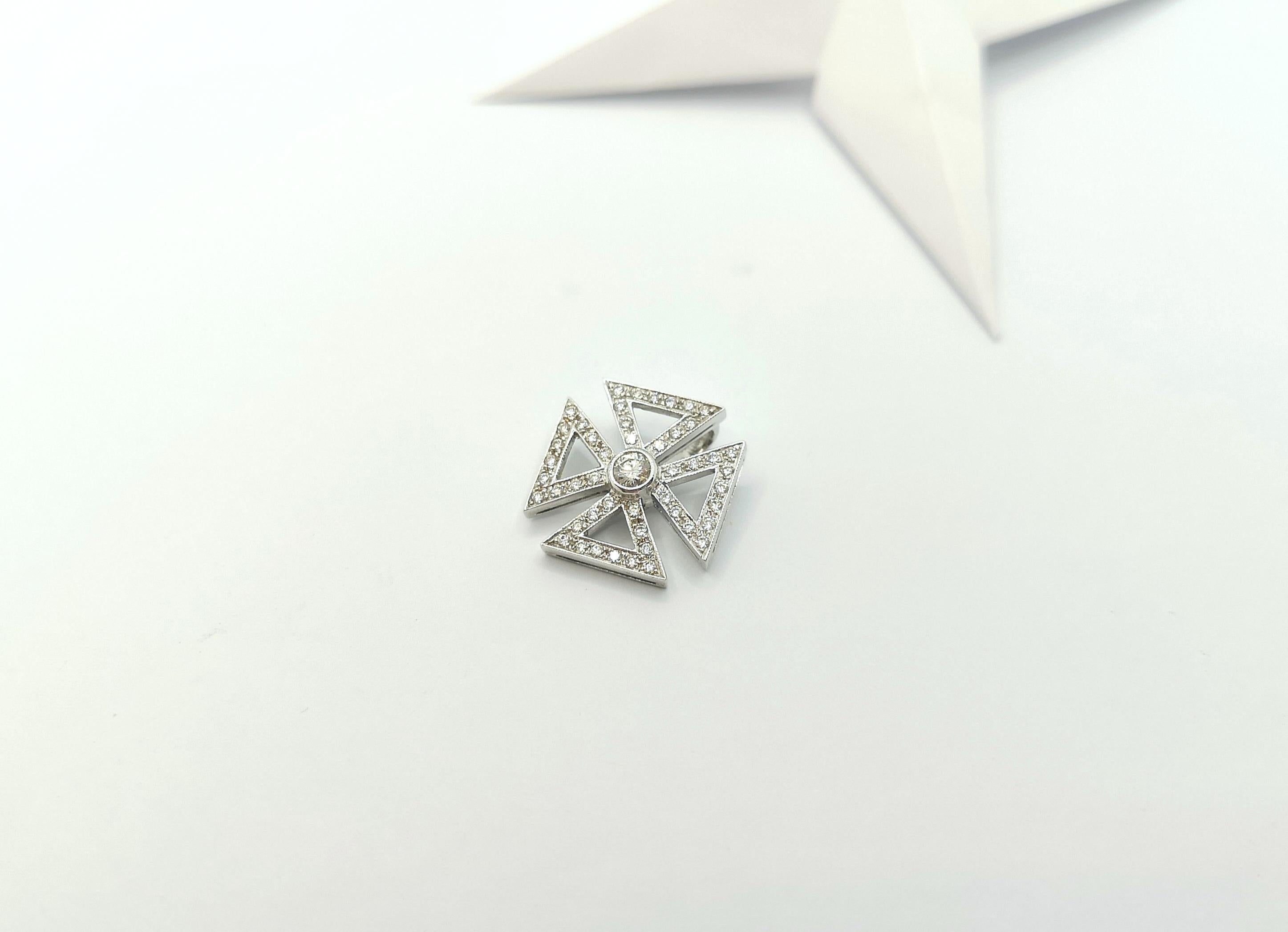 Diamant-Anhänger aus 18 Karat Weißgold in Fassungen (Brillantschliff) im Angebot