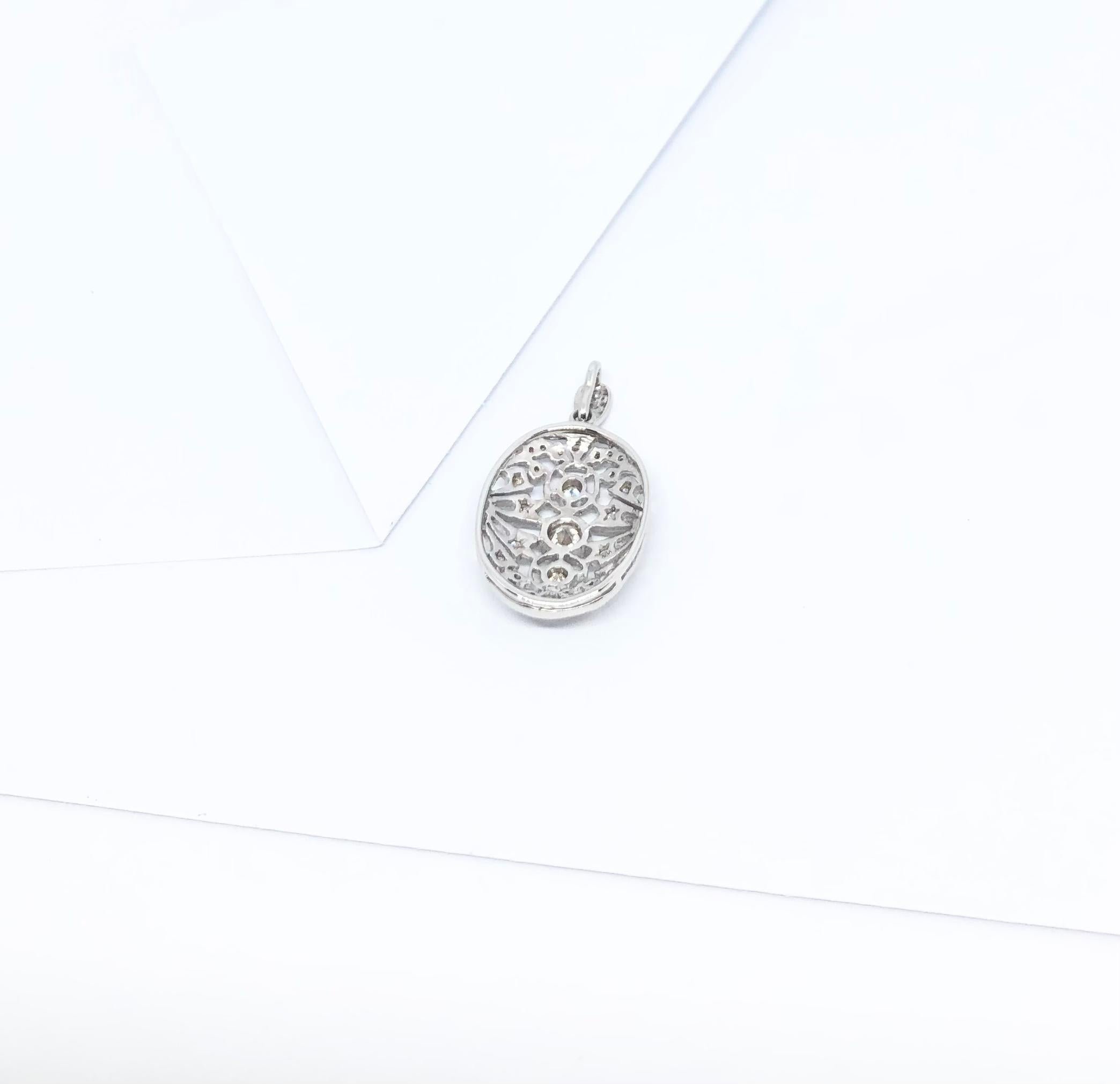 Women's Diamond Pendant Set in 18 Karat White Gold Settings For Sale