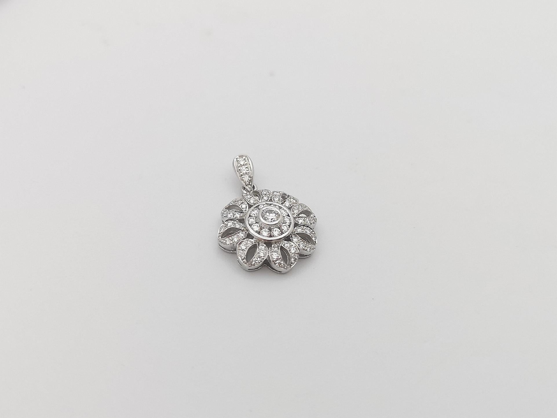 Ciondolo con diamante incastonato in oro bianco 18 carati in vendita 1