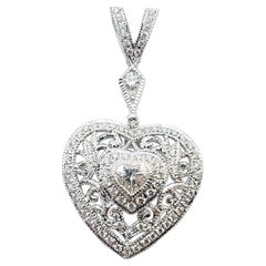 Ciondolo con diamante incastonato in oro bianco 18 carati