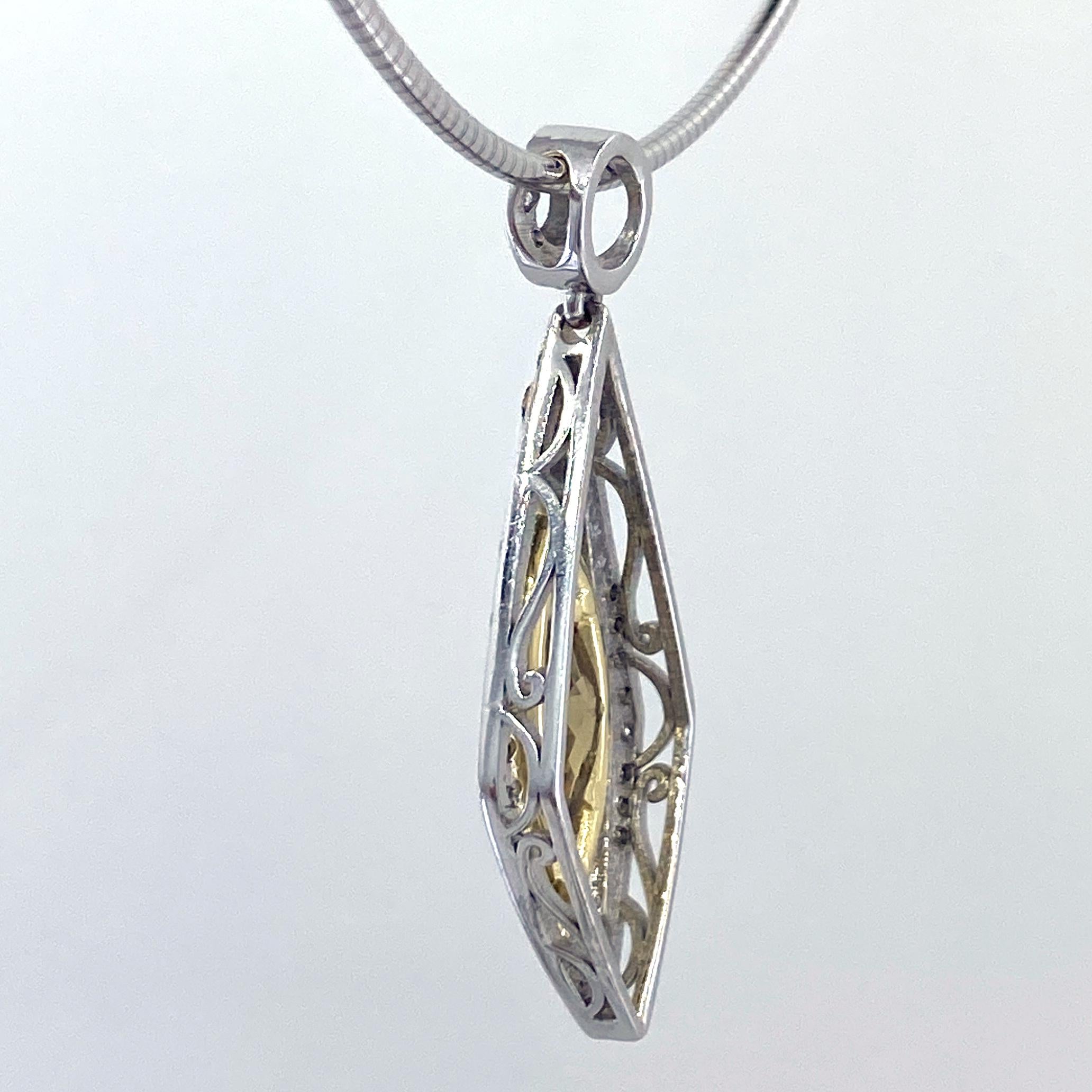 Diamond Pendant with 1.5 Carat Chrysoberyl on Omega Chain in White & Yellow Gold In New Condition For Sale In Sherman Oaks, CA