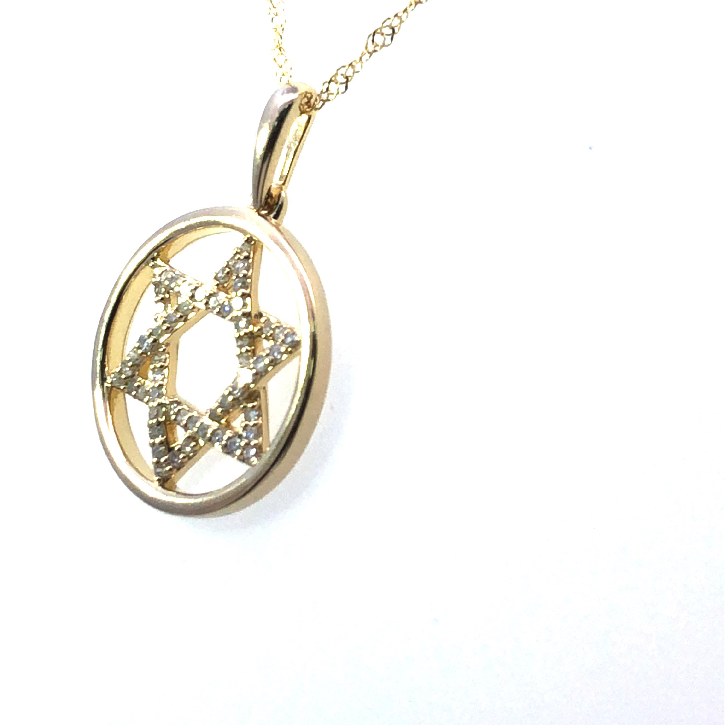 Ciondolo di diamanti con stella di David.  .15ct 14k yg in vendita 6