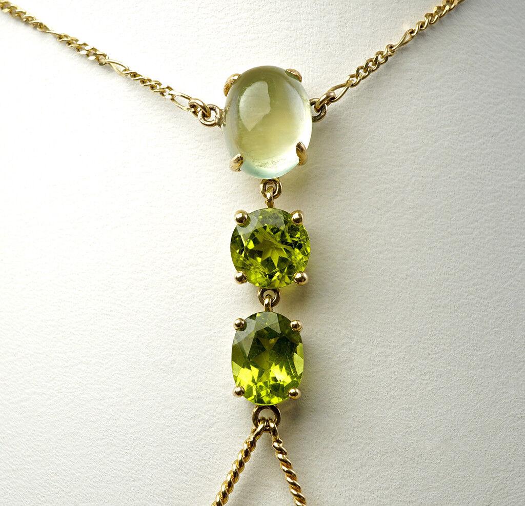 Diamond Peridot Chalcedony Necklace 18K Gold In Good Condition For Sale In East Brunswick, NJ