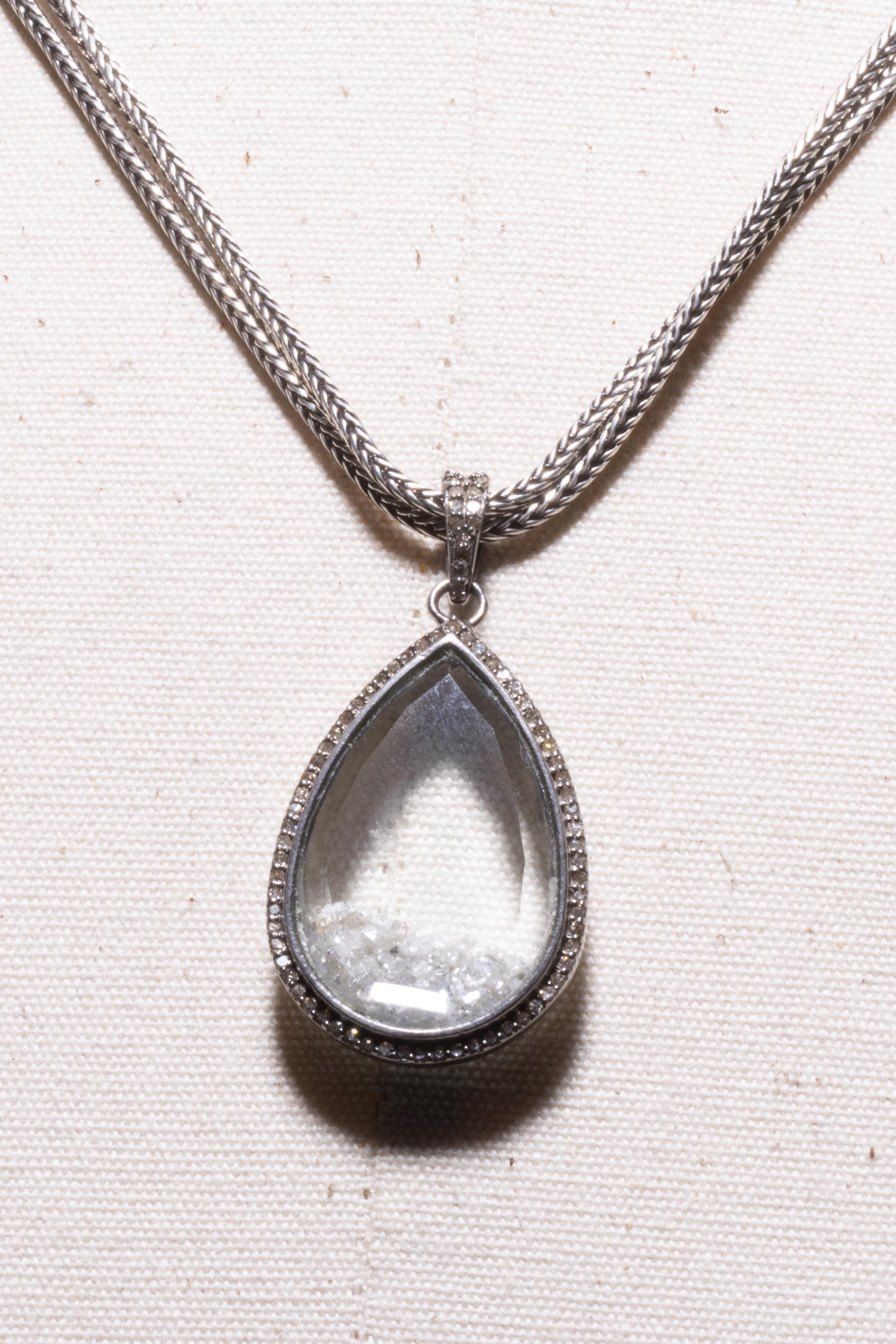 Round Cut Diamond Picture Frame Pendant Necklace For Sale