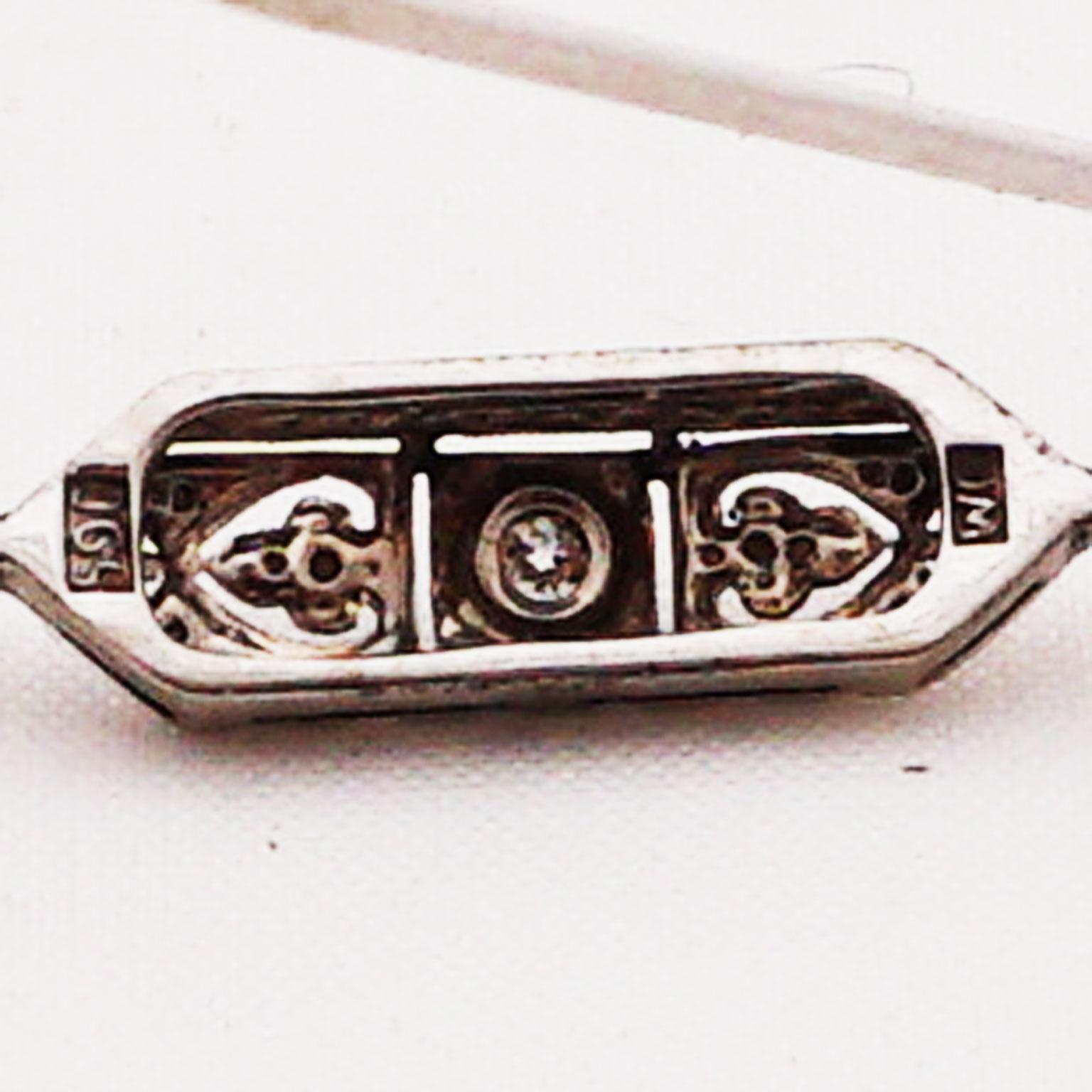 Diamond Pin of Art Deco, 1920s For Sale 5