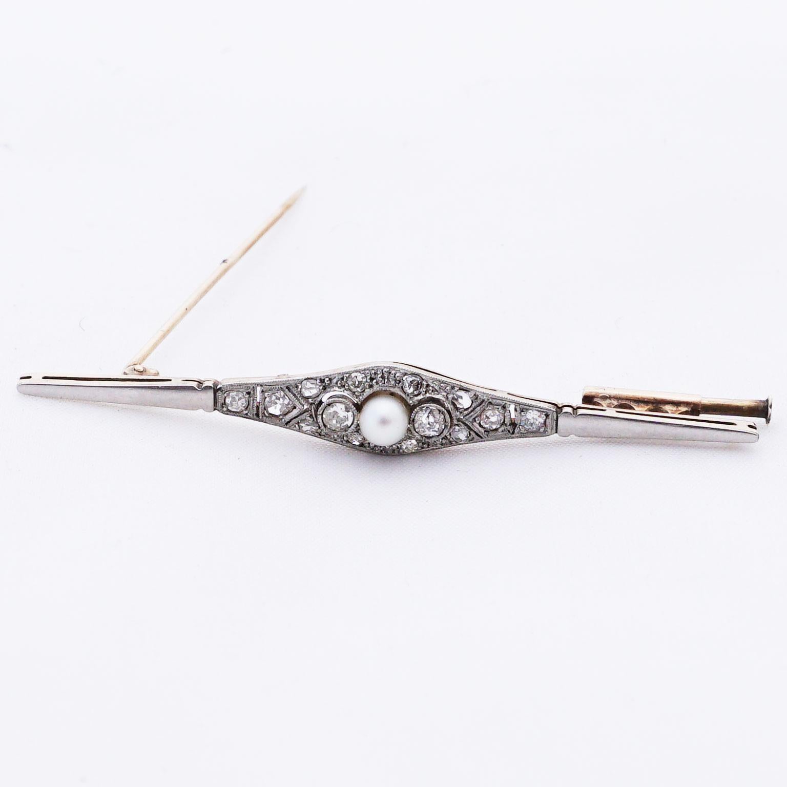 Diamond Pin with Pearl of Art Deco, 1920s For Sale 9