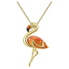 Pendentif broche flamingo en or jaune 18 carats, diamants et émail rose