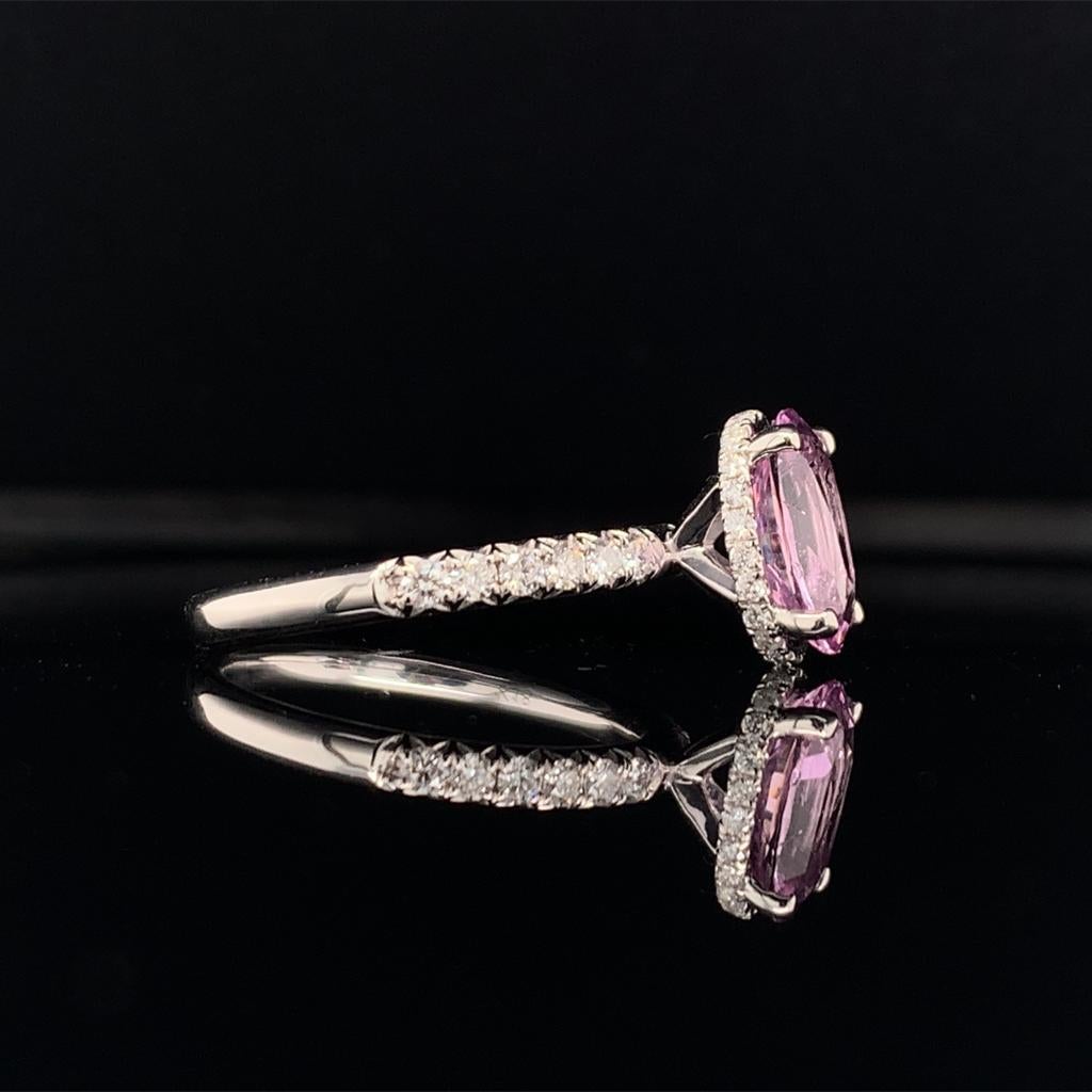 Diamond Pink Sapphire Ring 18k Gold 2.75 TCW Women Certified In New Condition In Brooklyn, NY