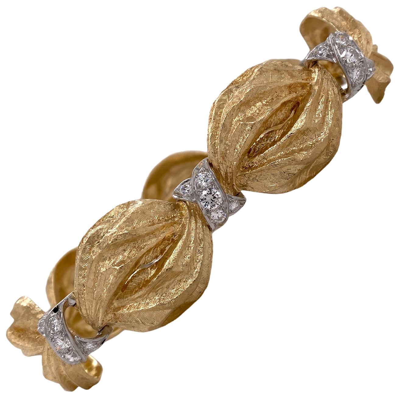 Diamond Platinum 18 Karat Yellow Textured Gold Bracelet New