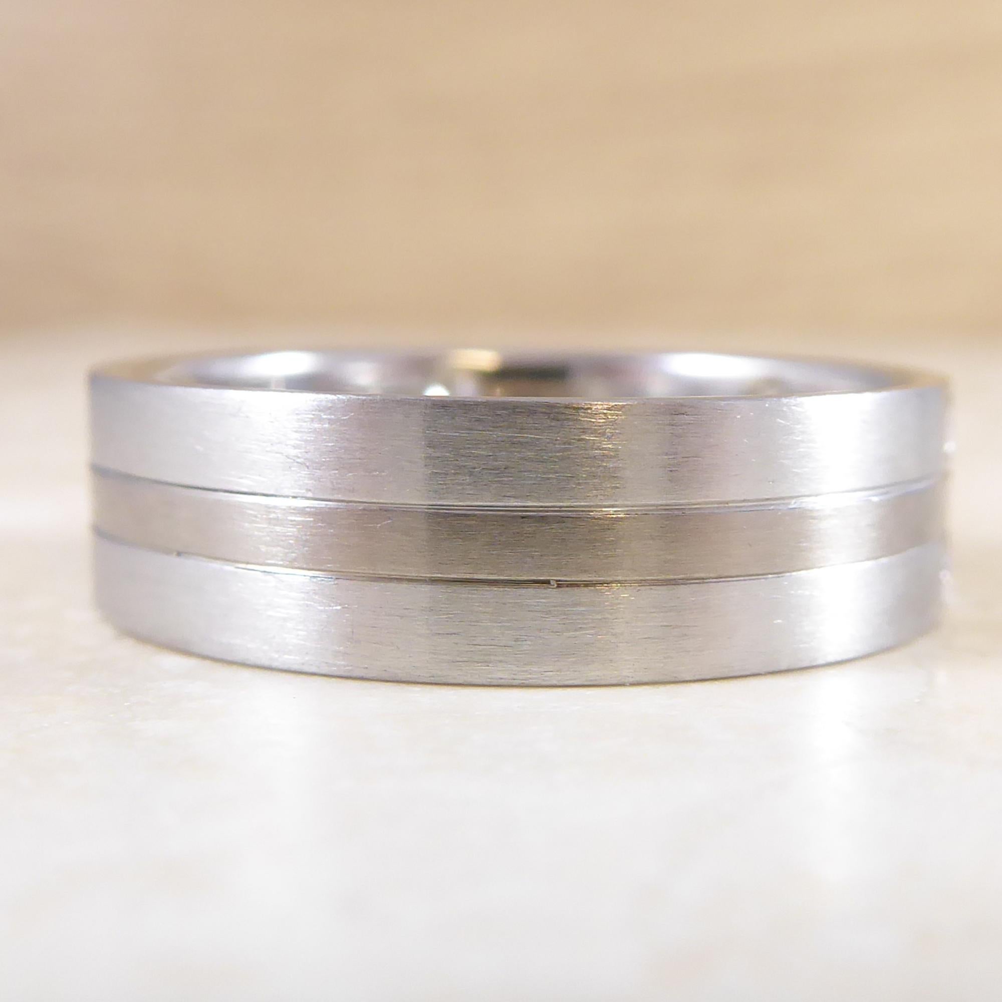 Round Cut Diamond, Platinum and White Gold Wedding Ring, Unworn, circa 1999