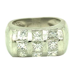 Platinring mit Diamanten