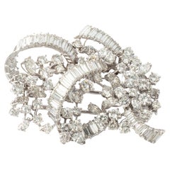 Broche de platino y diamantes