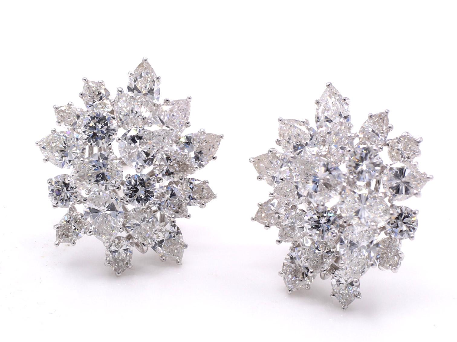 Diamond Platinum Cluster Ear Clips In New Condition For Sale In New York, NY