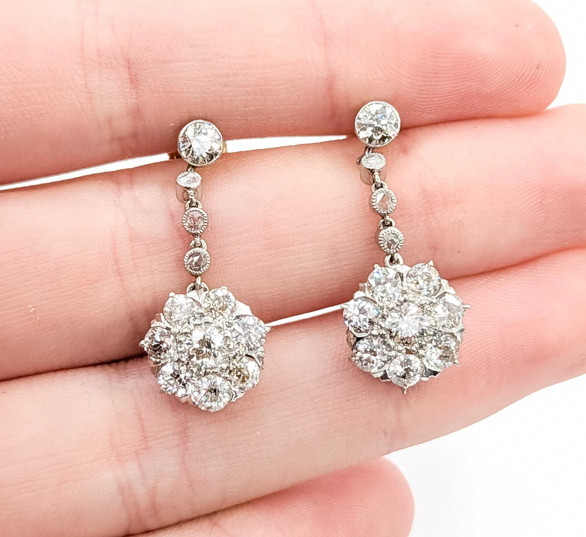 Pendientes de platino y diamantes en Excelente estado para la venta en Bloomington, MN