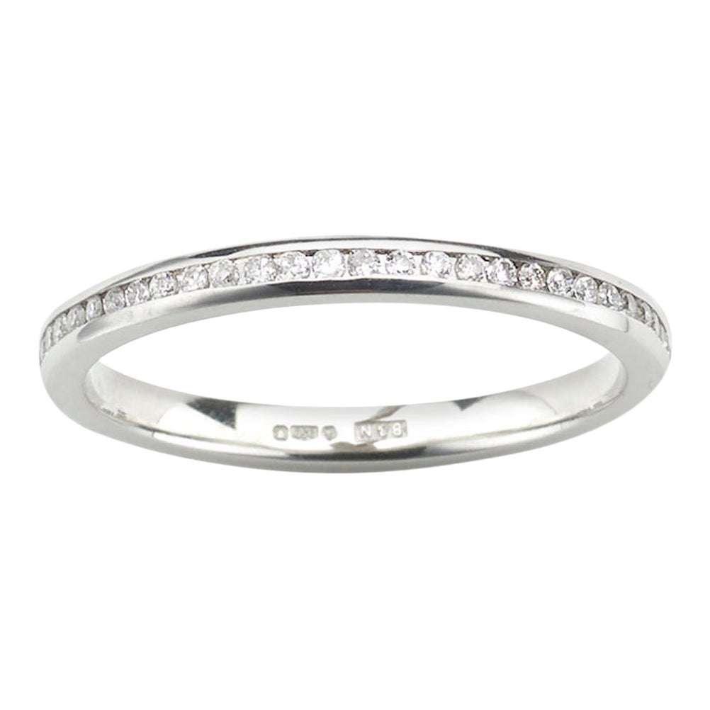 Ewigkeitsring aus Platin mit 0,26 Karat