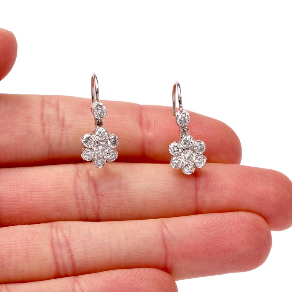 Diamond Platinum Floral Drop Earrings In Good Condition In Miami, FL