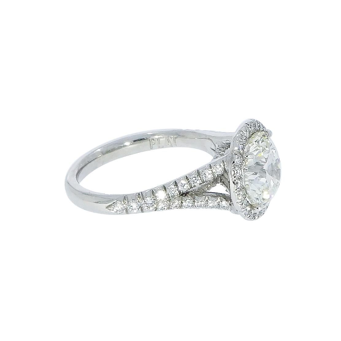 glamorous 3.01 ct brilliant white sapphire halo ring