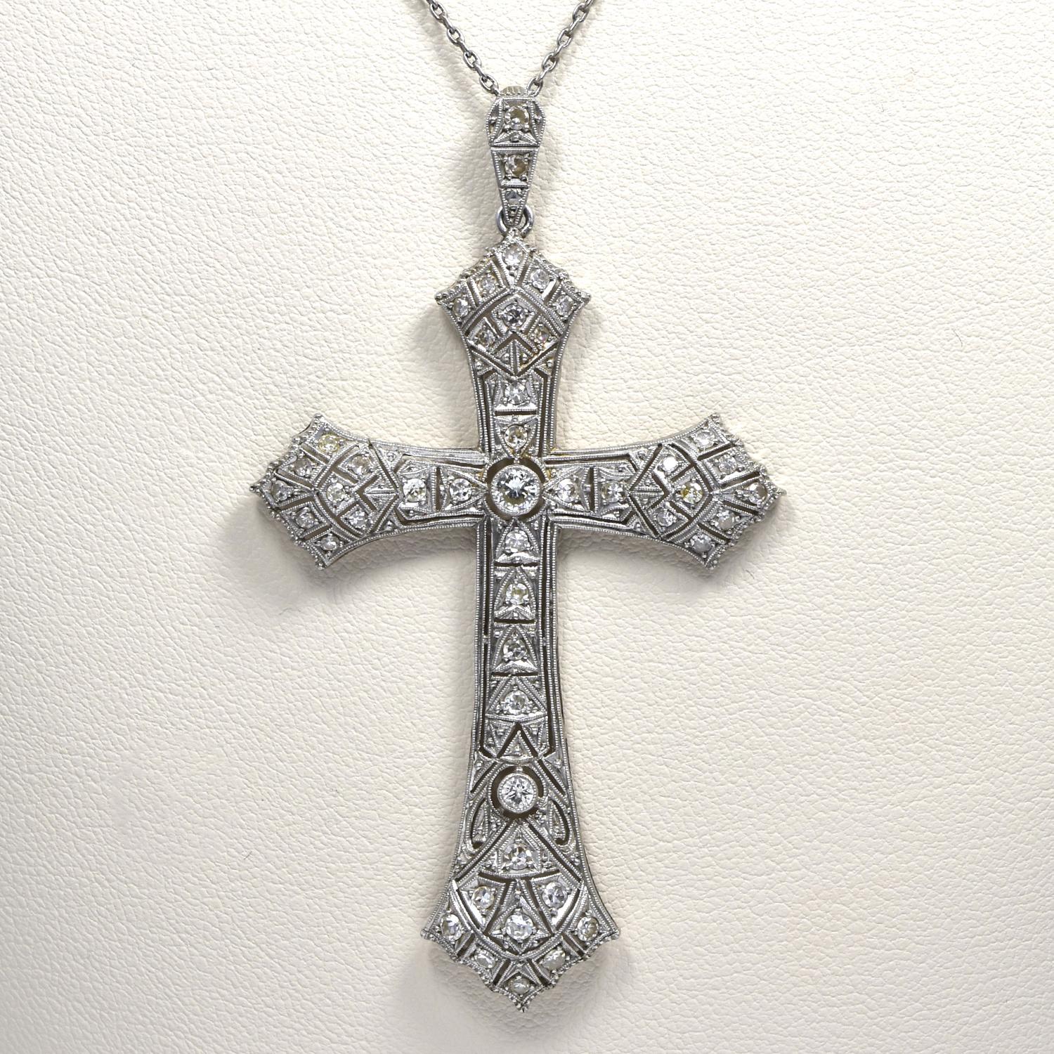 Diamond Platinum Large Cross In Excellent Condition In Miami, FL