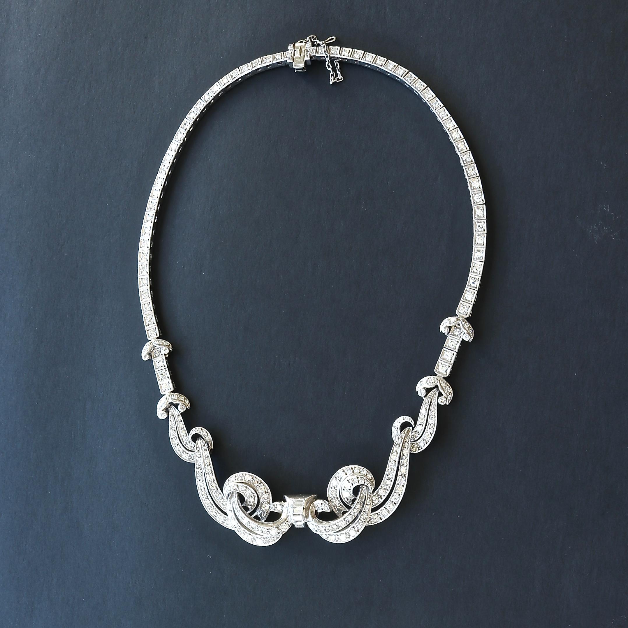 Diamond Platinum Necklace In Excellent Condition In Beverly Hills, CA