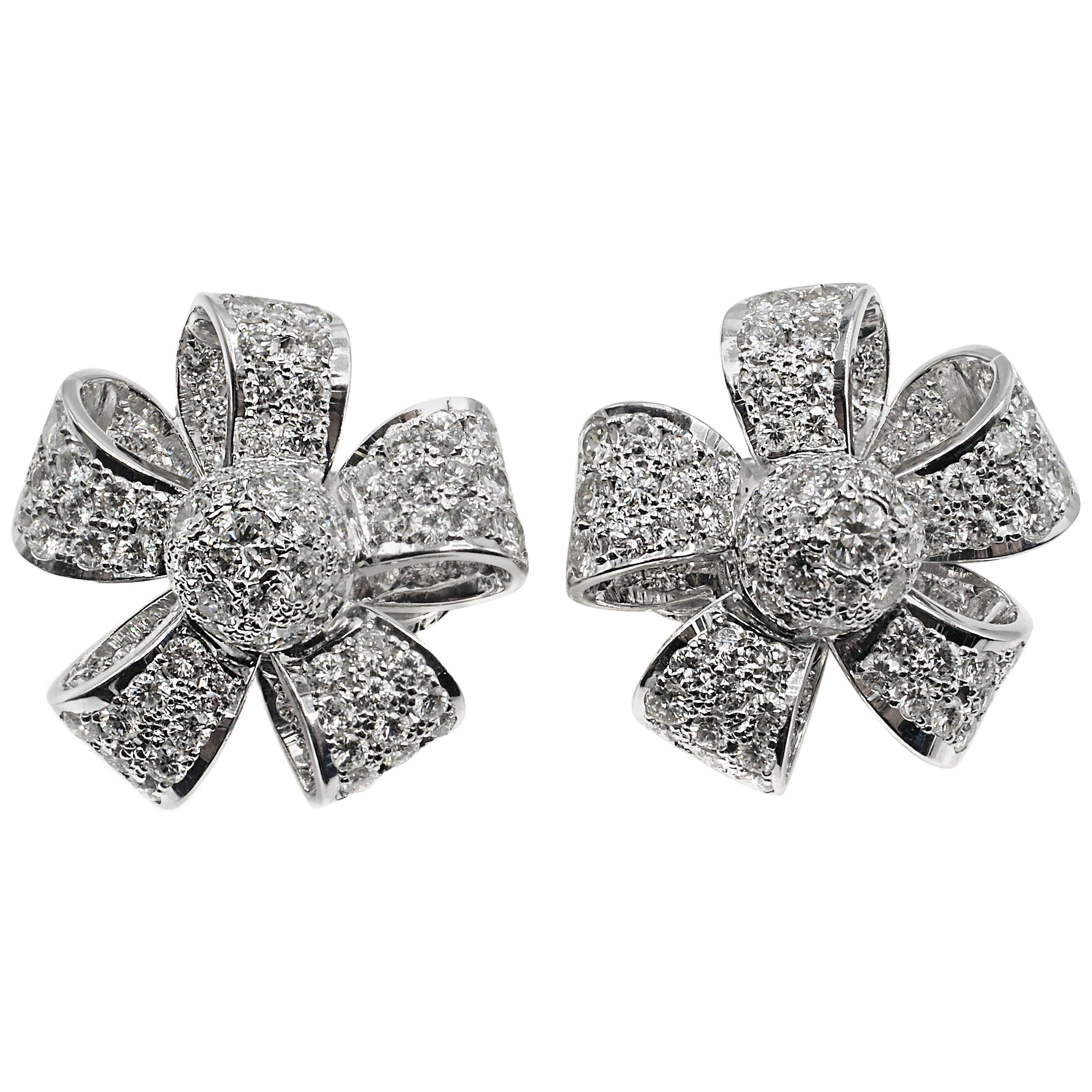 Diamond Platinum Ribbon Earclips For Sale