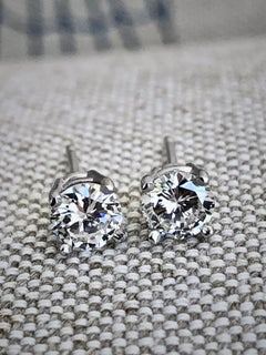 Diamond Platinum Stud Earrings 0.75 Carat F-VS2