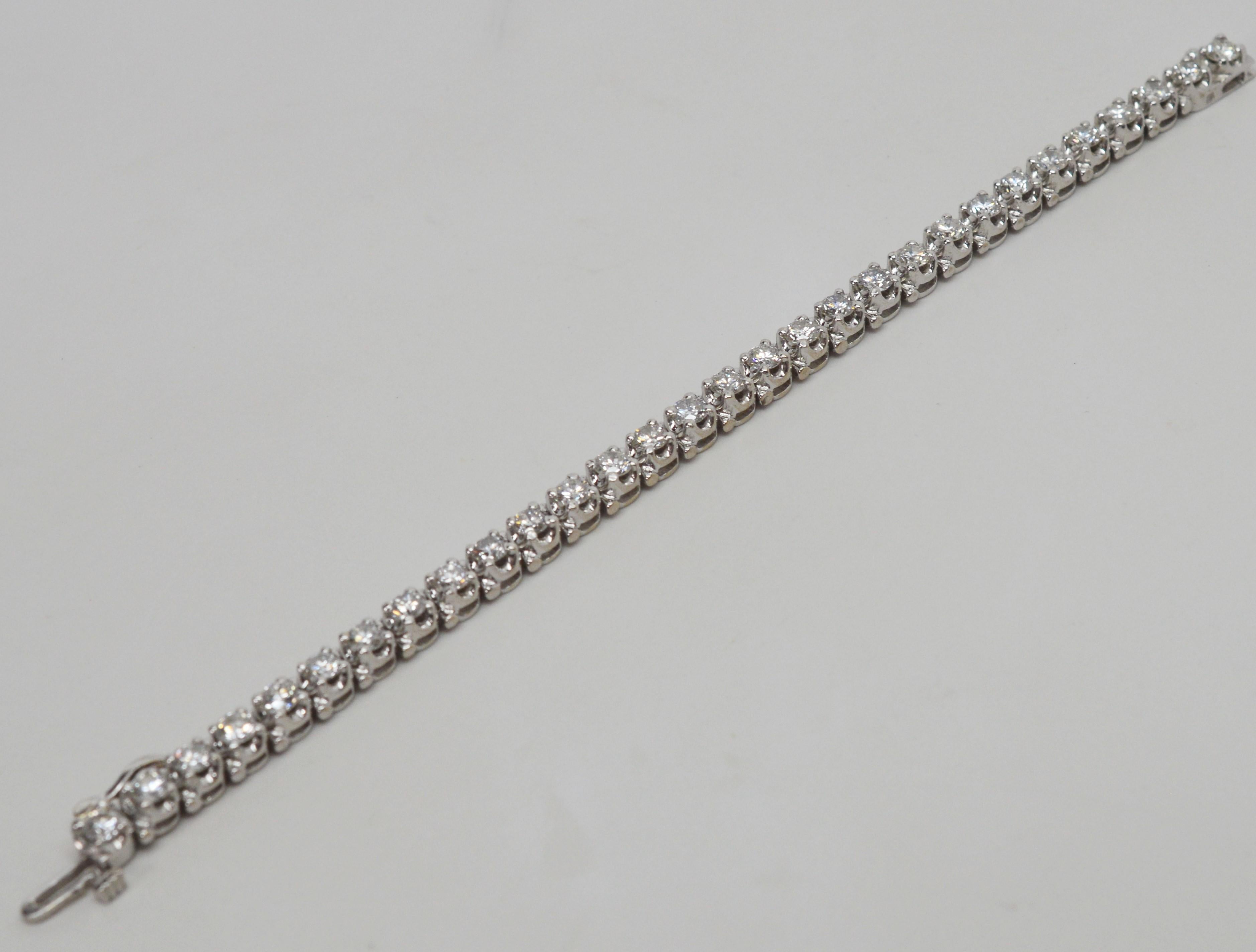 Women's Diamond Platinum Tennis Bracelet